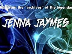 Jenna Jaymes,成熟的熟女,拥有大胸部,深喉巨大的阴茎,并在高清中被精液覆盖