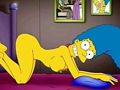 成熟的家庭主妇Marge在健身房和家里享受肛交,而她的丈夫正在制作这个恶搞Hentai视频